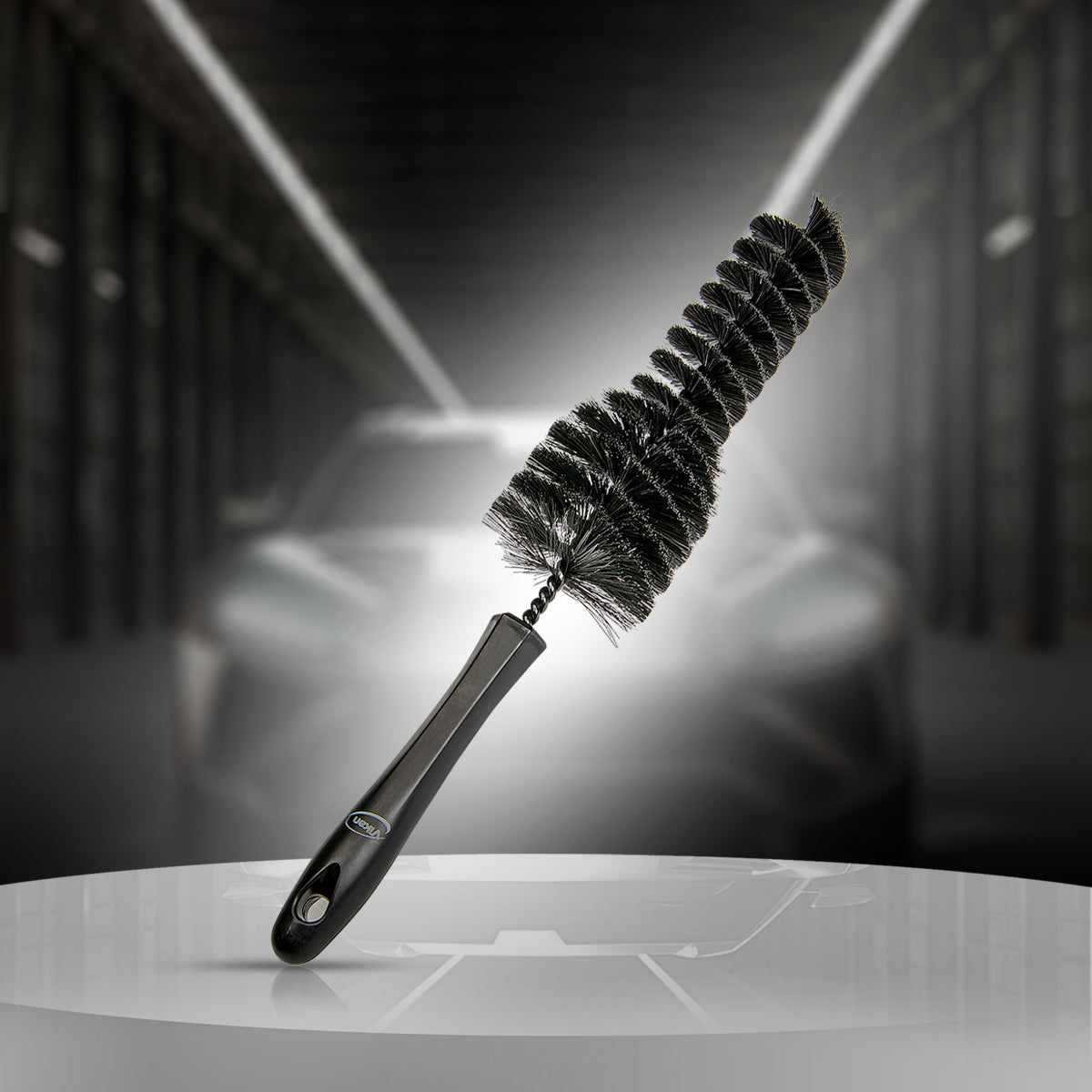 Koch Chemie Rim Brush with galvanised thread, designed for durable and efficient rim cleaning with a flexible, rubberized wire to prevent scratches.