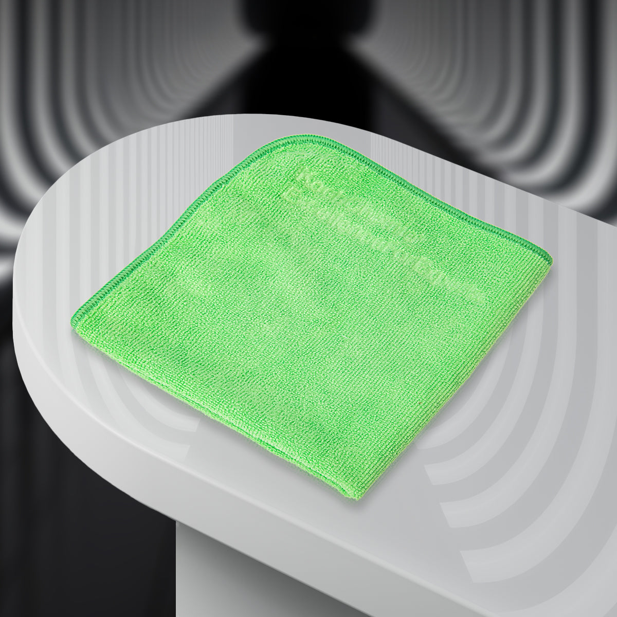 Koch Chemie Allrounder Towel 40x40cm, 270 GSM, premium microfiber for polishing, cleaning, and drying car surfaces.