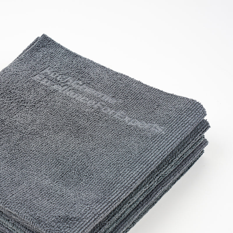 Set of 5 Koch Chemie Coating Towels, gray 40x40cm microfiber cloths with ultrasonic edges for durability in car care.