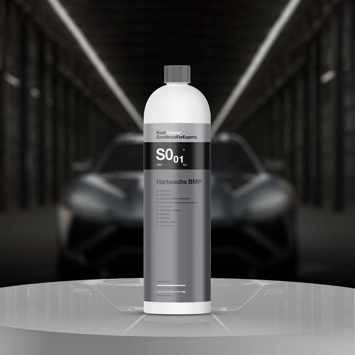 Koch Chemie Hartwachs BMP S0.01 Finishing Wax 1 Litre, a sprayable wax that provides deep shine and protection for vehicle paintwork and plastics.