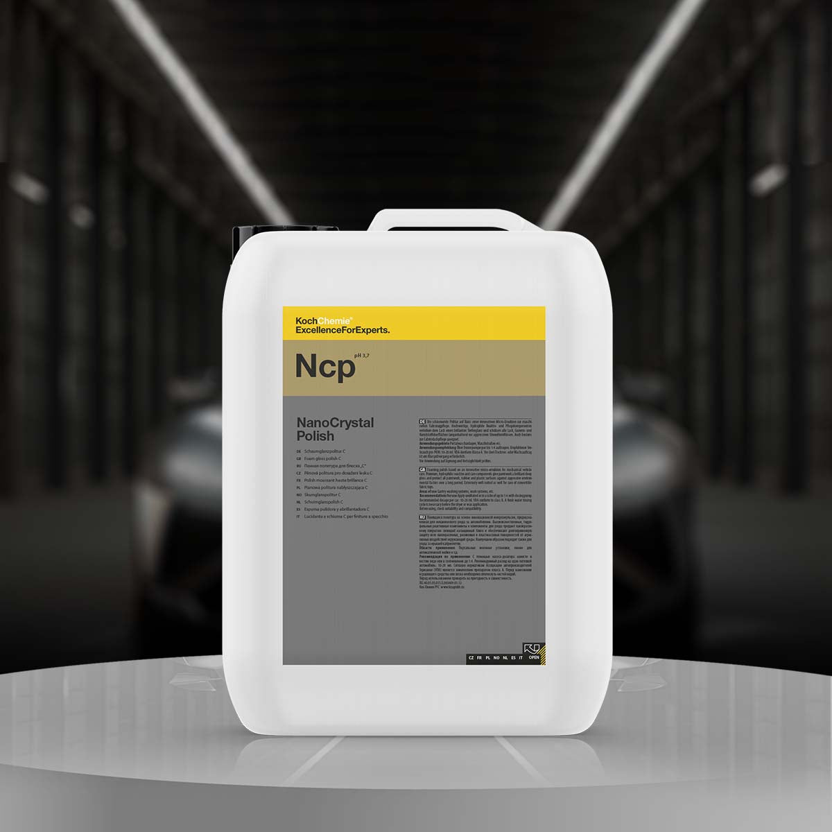 Koch Chemie NanoCrystal Polish 10 Kg, innovative foam polish with deep gloss finish and long-term paint protection