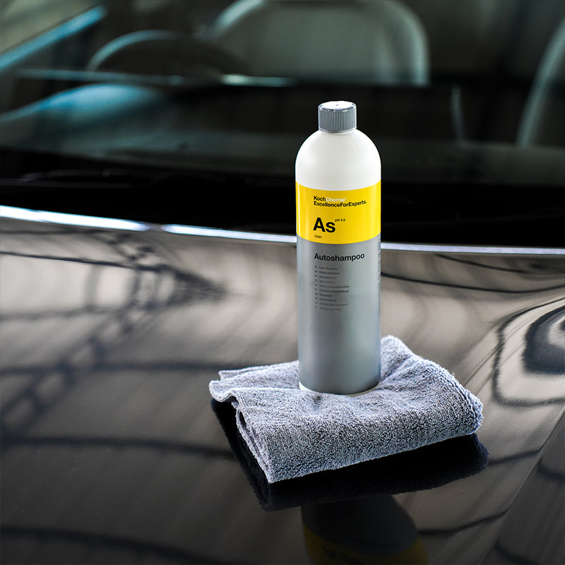 Koch Chemie Auto Shampoo 1L, VDA class A-certified for spotless vehicle washing.