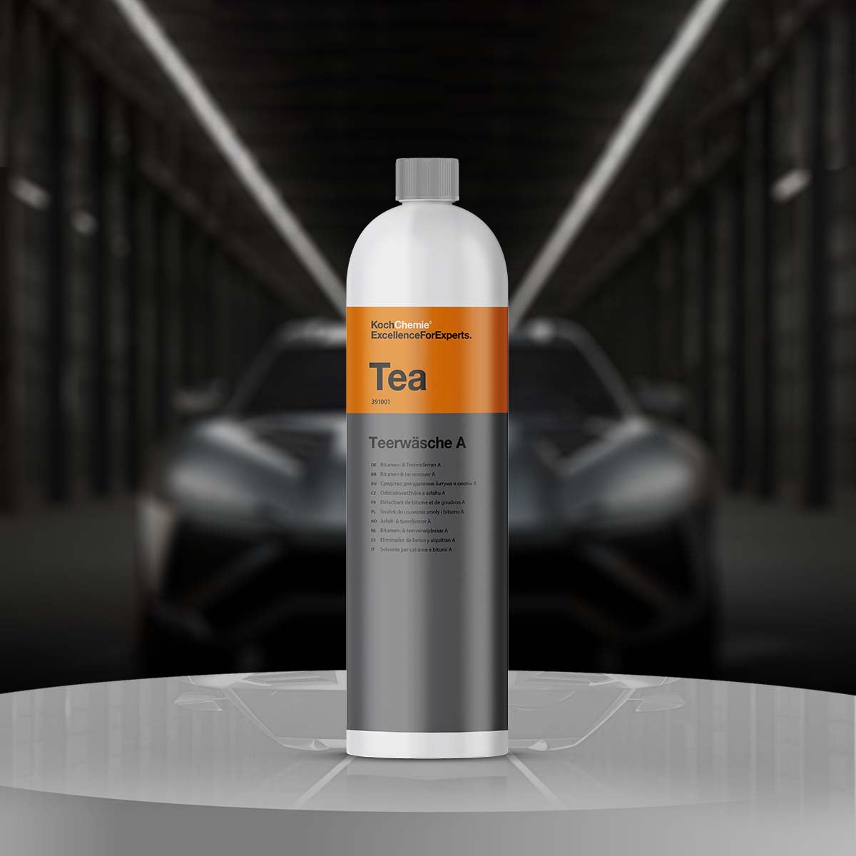 Koch Chemie Teerwasche A 1Ltr tar remover, effective against tough tar stains on vehicles and surfaces.