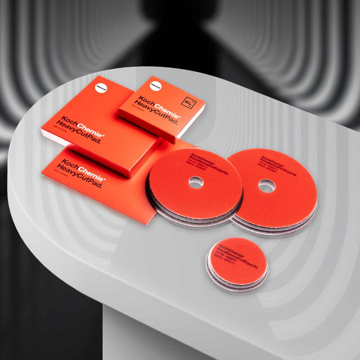 Koch Chemie Heavy Cut Pad 126x23 mm (5") in red, designed for professional detailing with low torsion forces for better handling.