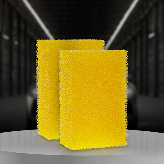 Koch Chemie Insect Sponge Hard with large pore design, ideal for cleaning windscreens and lamps, made from tear-proof, chemically resistant foam.