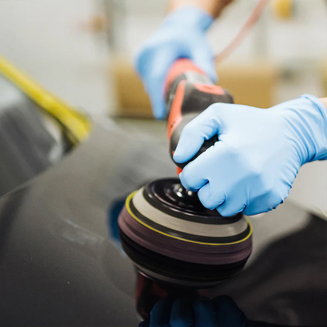 Koch Chemie Fine Cut F6.01 1 Litre, a silicone-oil-free polishing compound applying