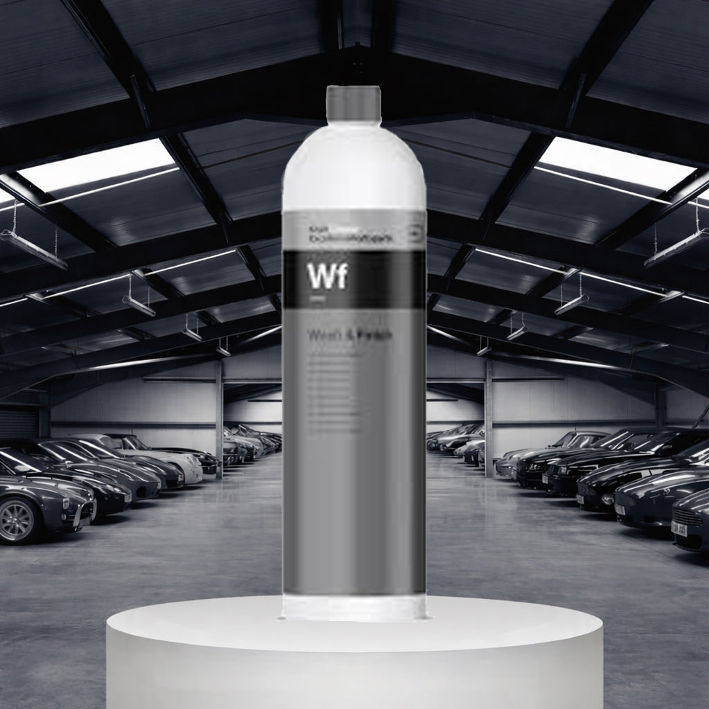 Koch Chemie Wash & Finish 1Litre Spray sealant on black background
