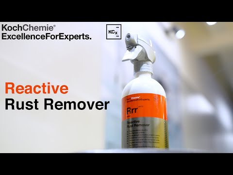 Koch Chemie 500ml rust remover, changes to violet to indicate ready-to-rinse cleaning action.